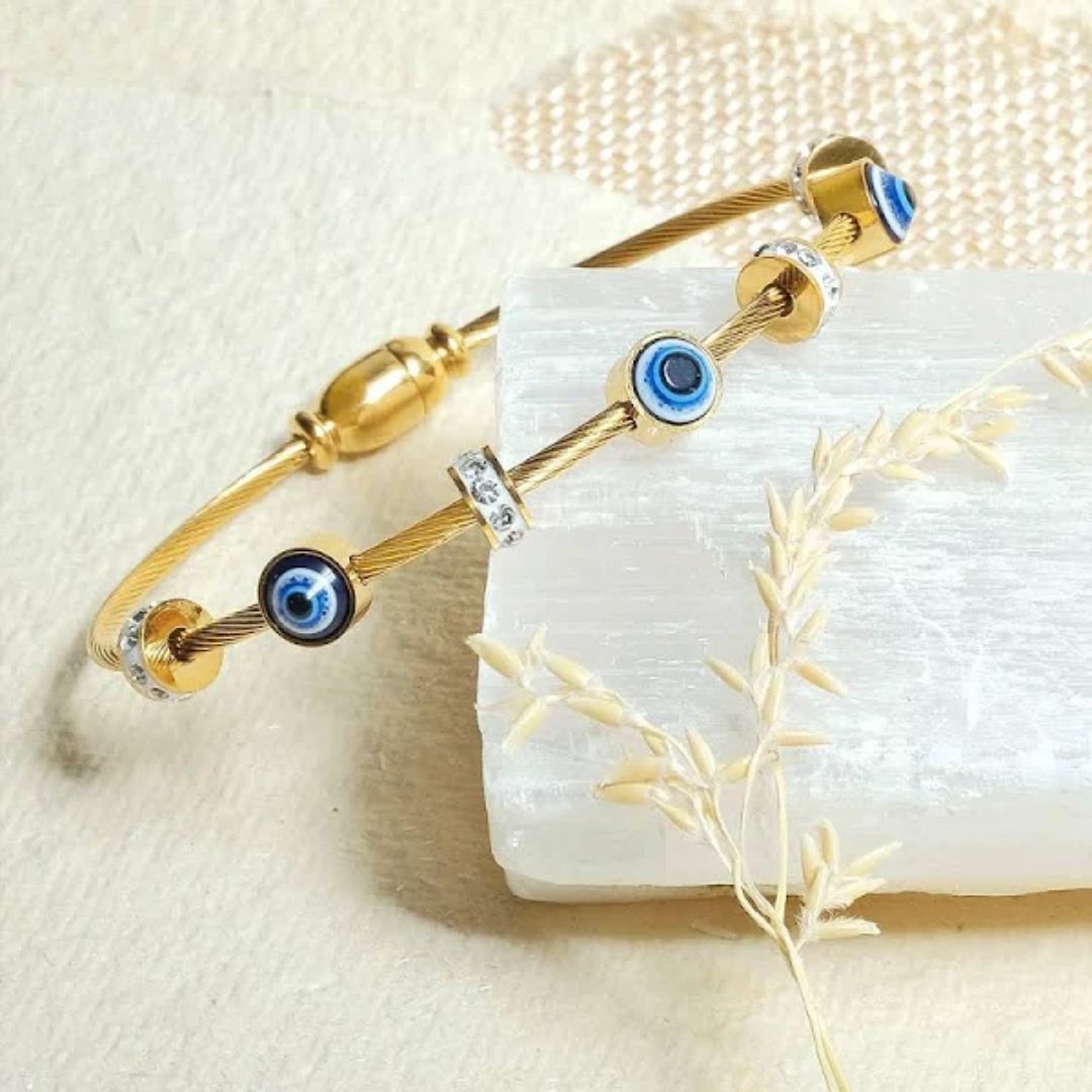 Anti-Tarnish Evil Eye Bangle | 18k Gold Plated