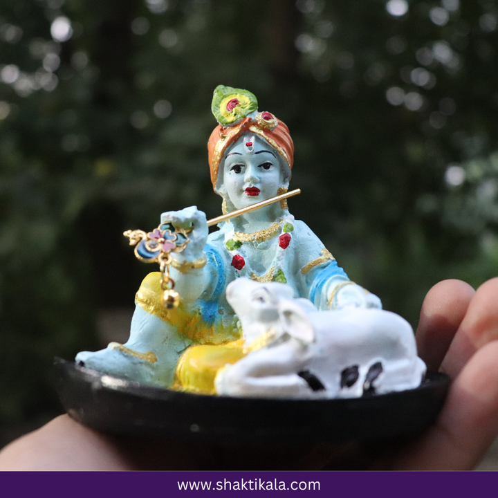 Bal Gopal Murti – Kanha with Gau Mata Idol